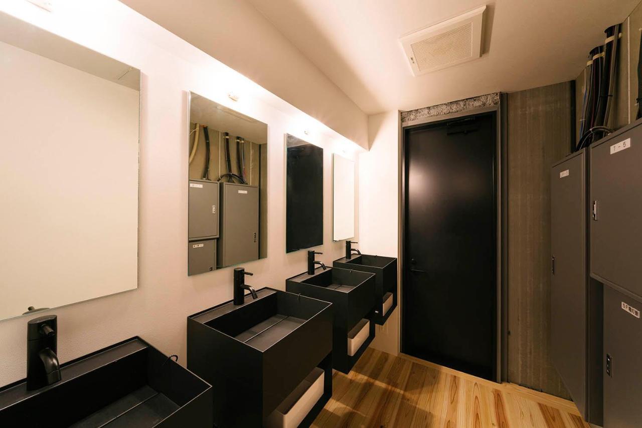 Manga Art Hotel, Токио Екстериор снимка